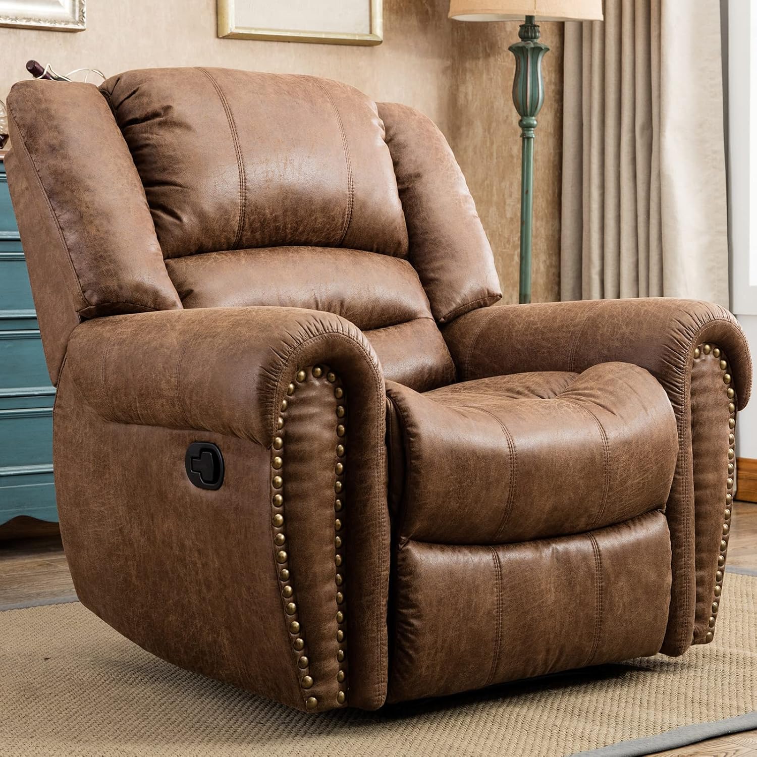 Classic and Traditional Manual Recliner Chair